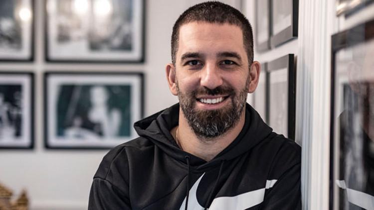 Son Dakika Haberi: Kaptan Arda Turan da Galatasaray'da kalacak!