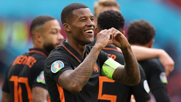 Son Dakika: Makedonya 0-3 Hollanda (EURO 2020)