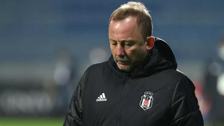 Son Dakika: Beşiktaş'ta Sergen Yalçın'la kıran kırana pazarlık! Yalçın yönetimin tavrından rahatsız...