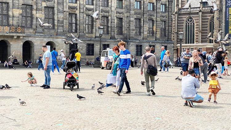 Hollanda dördüncü aşamaya geçti