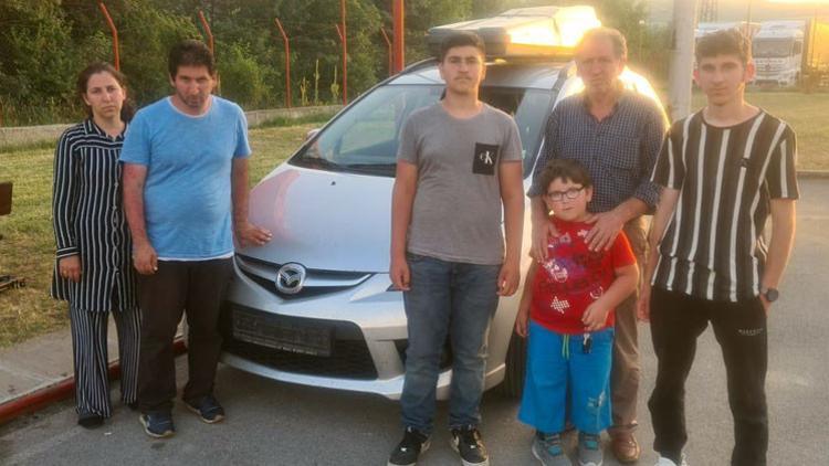 Ehliyetini Almanya’da unutan aile, 3 gündür Bulgaristan’da perişan oldu!