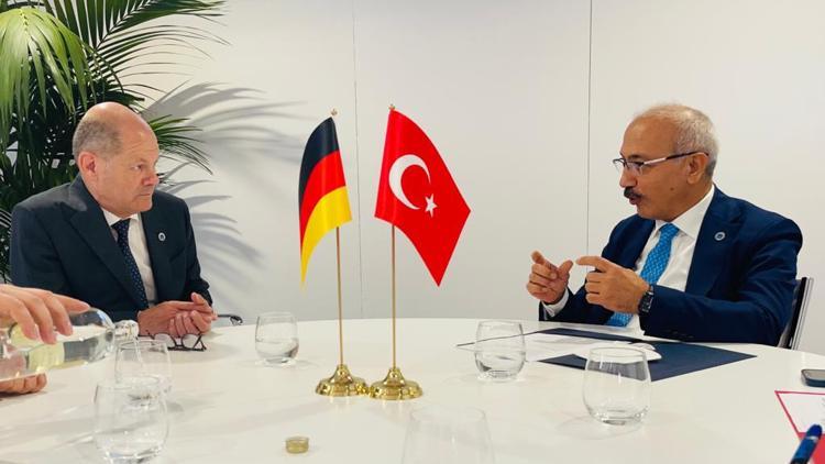 Bakan Elvan, Alman mevkidaşı ile görüştü