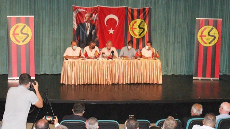 Eskişehirspor'da üçüncü kez seçim yapılamadı! Başkan adayı...