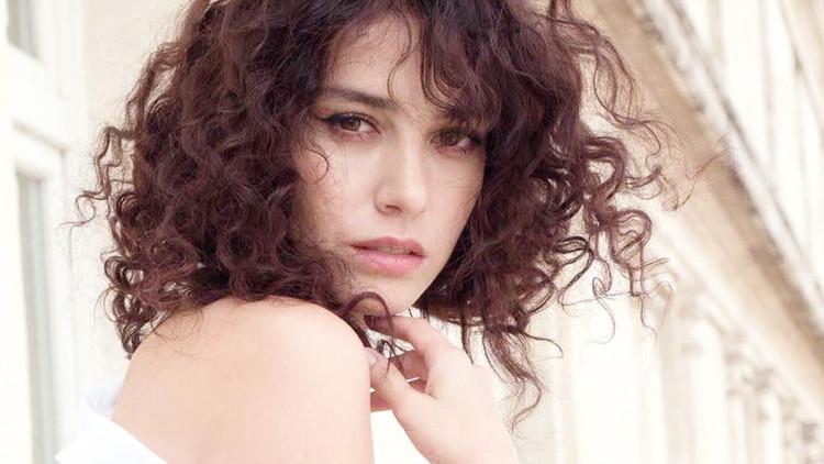 Özge Gürel İtalyan basınında: Çok şanslıyım