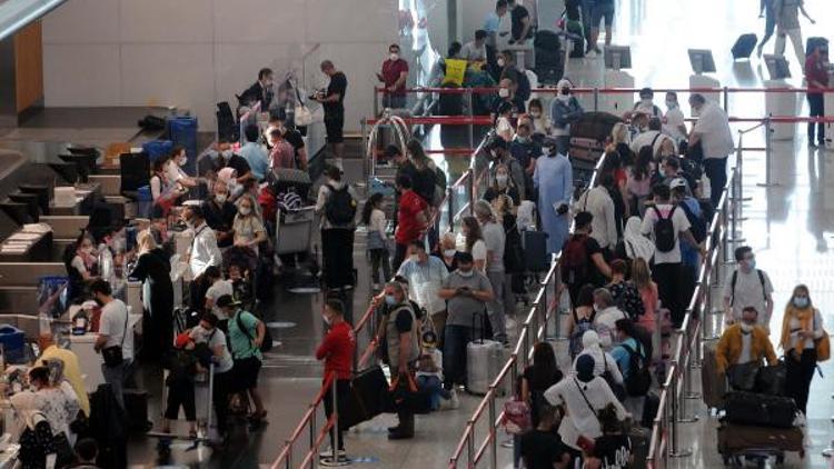 İstanbul Havalimanı'nda bayram yoğunluğu