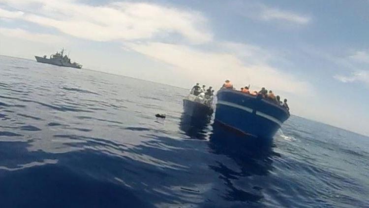 Endonezya'da alabora felaketi: 9 kişi öldü, onlarca kişi kayboldu