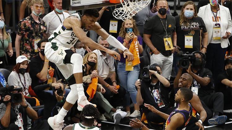 Milwaukee Bucks şampiyonluğa 1 maç uzaklıkta! Phoenix Suns'ı deplasmanda yendiler