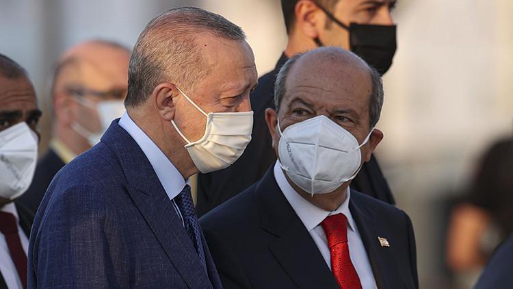 KKTC Cumhurbaşkanı Tatar, '20 Temmuz Barış ve Özgürlük Bayramı' töreninde konuştu