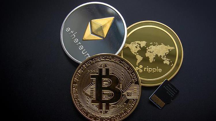 Bitcoin'den kaçış sürüyor