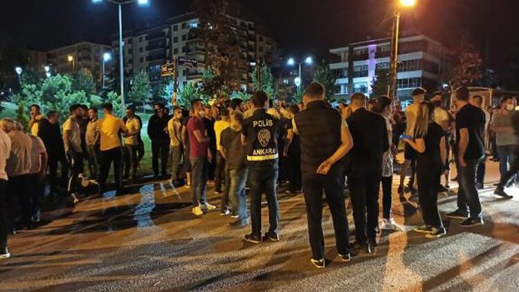 Ankaradaki bıçaklı kavgada yaralanan Emirhan hayatını kaybetti