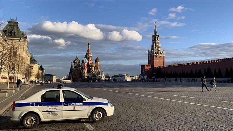 Rus polisi Moskova'daki camide 600 Müslüman'ı gözaltına aldı