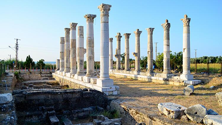 Mersindeki kazılarda, gök bilimci ve şair Aratosun anıt mezarı arkeolojik olarak kanıtlandı