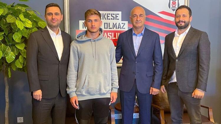 Hürriyet: Beşiktaştan Semih Kılıçsoya profesyonel sözleşme