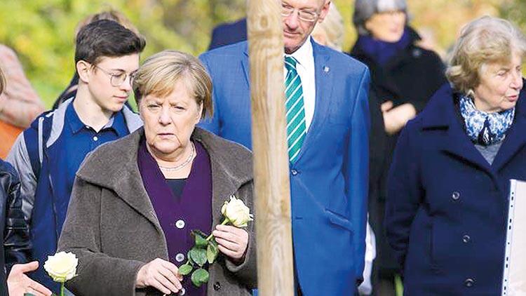 Neo-Naziler 8’i Türk 10 kişiyi öldürmüştü... 10 yıl geçti  Merkel o sözünü tutmadı
