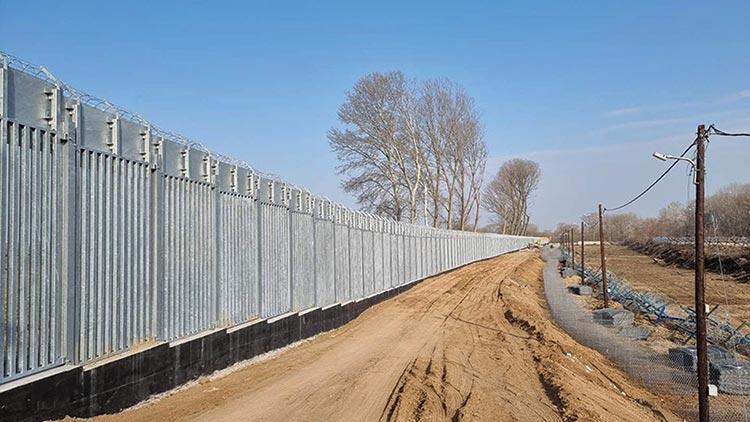 Yunanistan’dan sınırda yeni duvar girişimi
