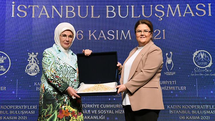 Emine Erdoğan: Güçlü bir ülkenin üç bileşeni vardır; güçlü kadın, güçlü aile ve güçlü toplum