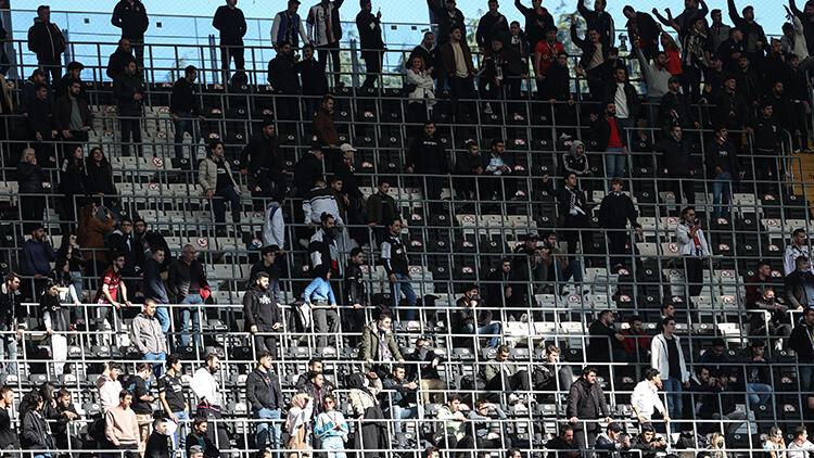 Beşiktaşın hazırlık maçında yönetime büyük tepki
