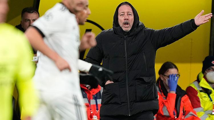 Beşiktaşta Sergen Yalçından istifa sorusuna yanıt Beşiktaşta Sergen Yalçından istifa sorusuna yanıt