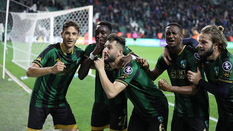 Kocaelispor, BB Erzurumspor engelini 2 golle geçti