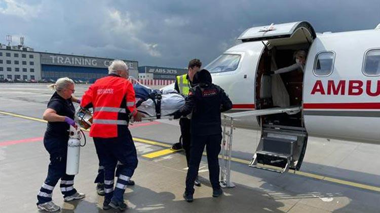 Sağlık Bakanlığı Çekya’da rahatsızlanan Türk öğrenci için ambulans uçak gönderdi