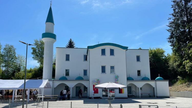 DİTİB Messkirch Camisi ibadete açıldı