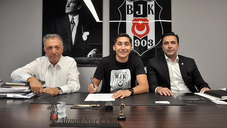 Beşiktaş’ta Emirhan İlkhan’ın sözleşmesi yenilendi