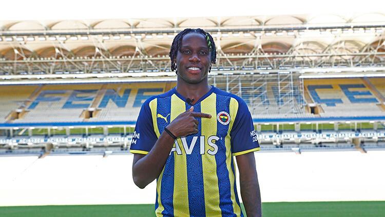 Bruma: Fenerbahçede oynamak büyük bir motivasyon kaynağı