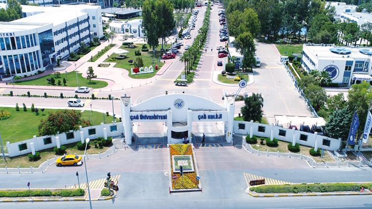 Öğrencilere Metaverse sertifikası