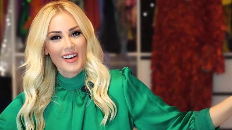 Petek Dinçöz kimdir, kaç yaşında Petek Dinçöz şarkıları ve albümleri Petek Dinçöz kimdir, kaç yaşında Petek Dinçöz şarkıları ve albümleri