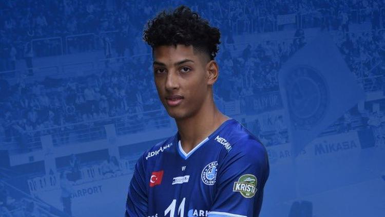 Arkas Spor’a Kübalı takviye Angel Suarez Perez... Arkas Spor’a Kübalı takviye Angel Suarez Perez...