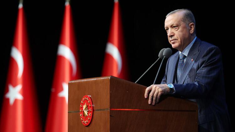 Cumhurbaşkanı Erdoğandan sosyal medya mesajı: Dijital terör devletin güvenliğine tehdit oluşturuyor