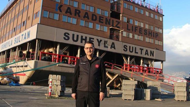 Bakan Dönmez, afet için üretilen Süheyla Sultan Gemisini inceledi Bakan Dönmez, afet için üretilen Süheyla Sultan Gemisini inceledi