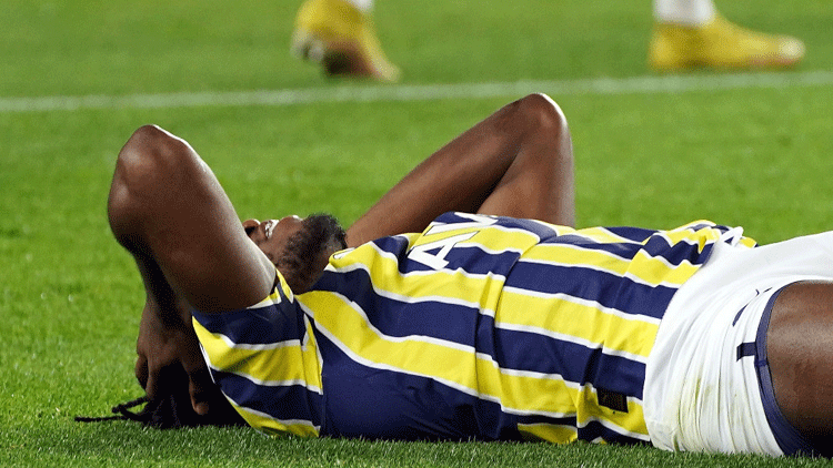 Hürriyet: Fenerbahçe’de Batshuayi’nin sol adduktor kas tendonunda yırtık tespit edildi