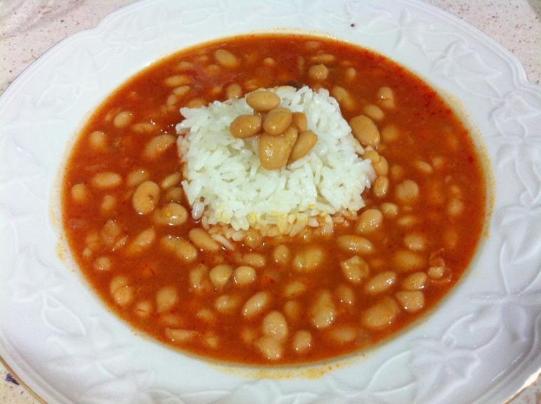 Kuru fasulyepilav milli yemeğimiz mi? Hürriyet Magazin