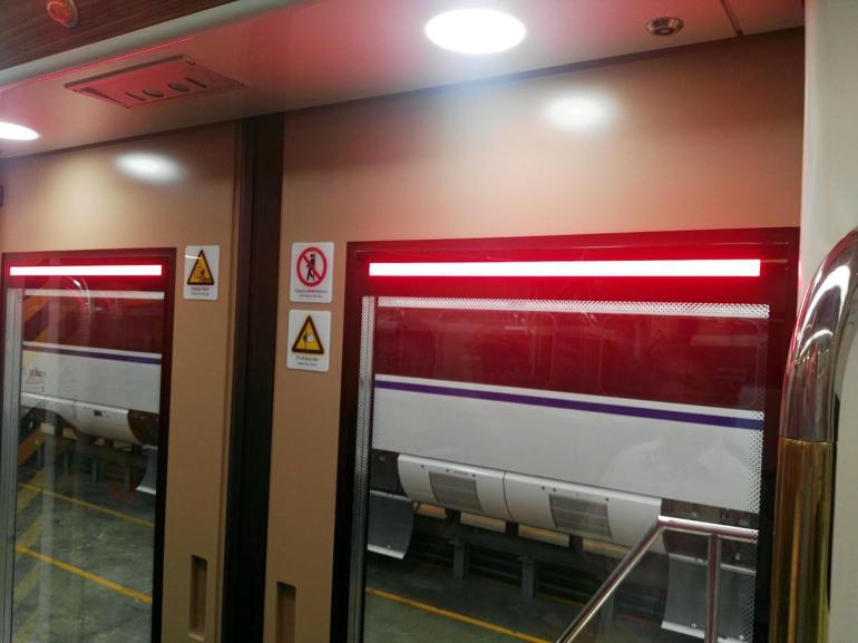 İzmir Metrodan bir ilk