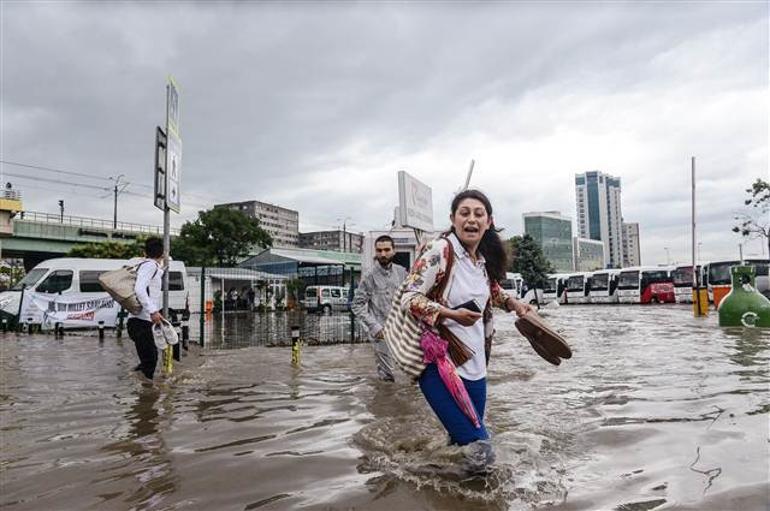 İstanbullulara valilikten son dakika duyurusu.. Zorunlu olmadıkça..