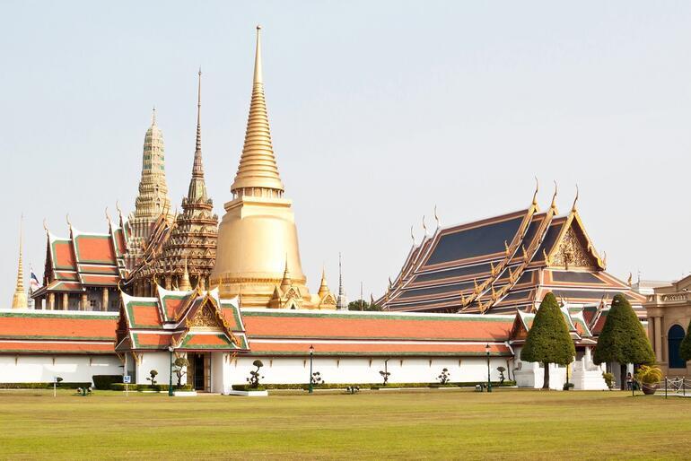 Бангкок за 2 дня. Храм изумрудного Будды в Бангкоке. Большой Королевский дворец в Бангкоке. Храм слона в Бангкоке. Бангкок достопримечательности самостоятельно.