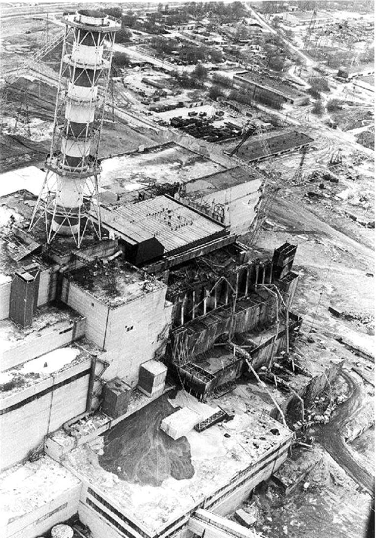 Взрыв ядерной станции. Чернобыльская АЭС 1986 реактор. 4 Энергоблок ЧАЭС 1986. Катастрофа 1986г. На Чернобыльской АЭС.. Чернобыль 4 энергоблок 26 апреля 1986.