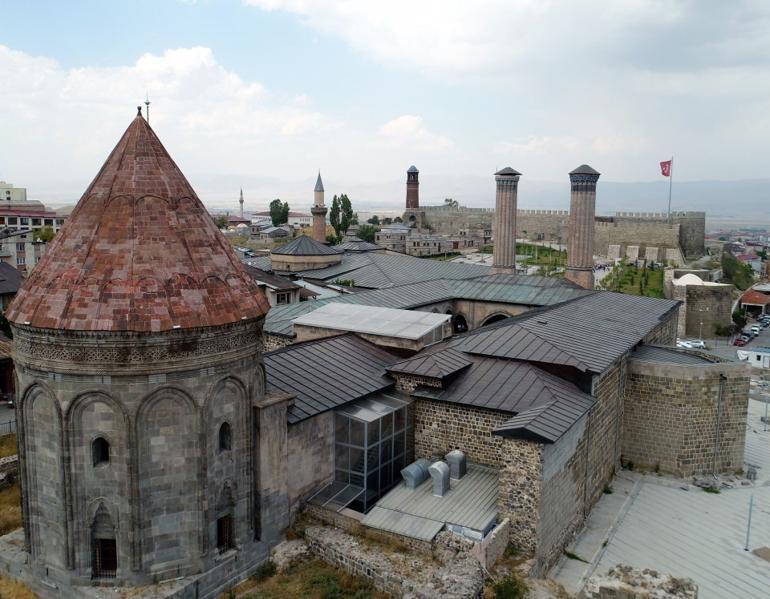 Tarihe yolculuk yaptıran şehir: Erzurum