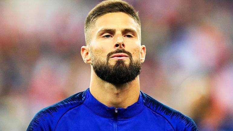 Giroud: "Pogba ile İslamiyet hakkında konuşuyoruz"