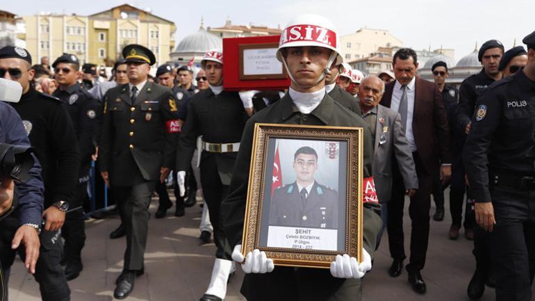 Şehit Üsteğmen Bozbıyık, Kırıkkalede toprağa verildi