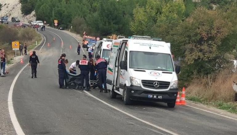 Denizlide korkunç kaza 3 kişi hayatını kaybetti...