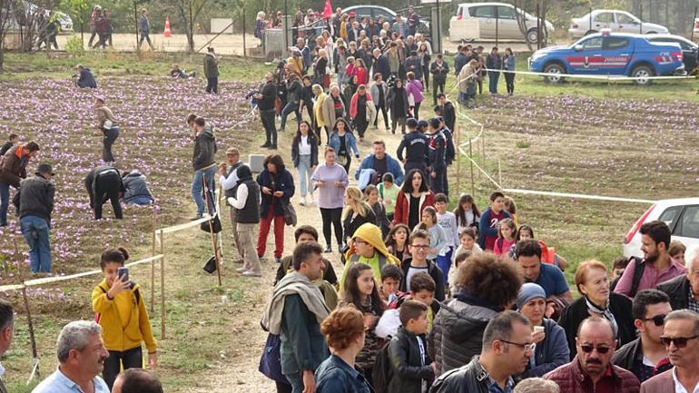 Vatandaşlar akın etti! Sık sık uyarılar yapıldı...