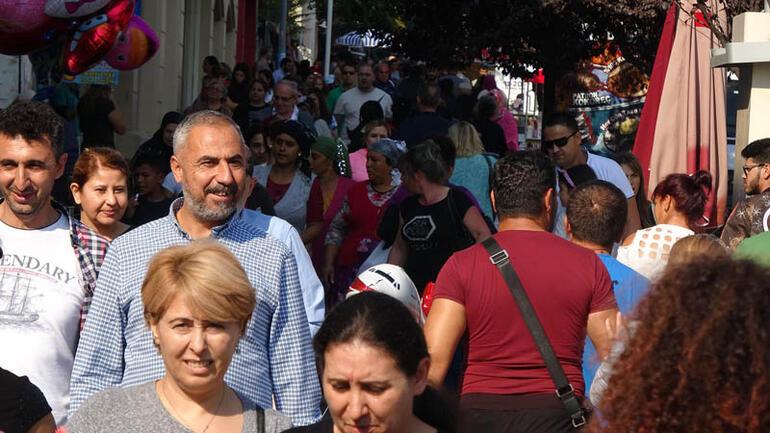 Bulgaristan ve Yunanistandan akın ediyorlar O şehrin nüfusu hafta sonu 10 bin artıyor