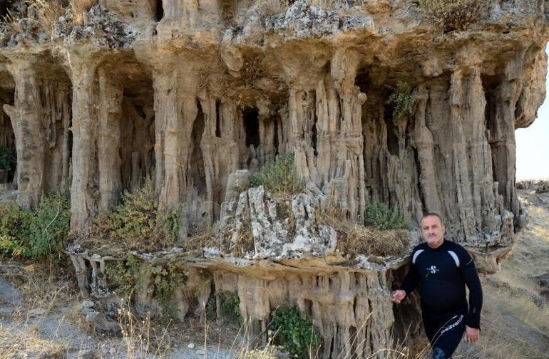 Van Gölü'nün derinliklerindeki gizemi araştırıyor