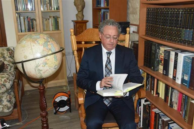 NASA’da çalışan bilim insanı, hayran kaldığı İzmir’e yerleşti