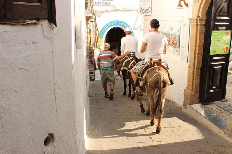 ‘Güneş Tanrısı Helios’un adası: Rodos