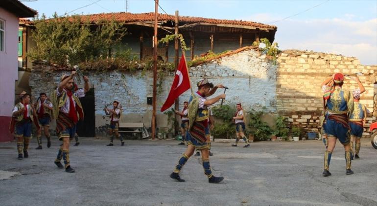 Yaren kültürü tarihi Kula evlerinde yaşatılıyor