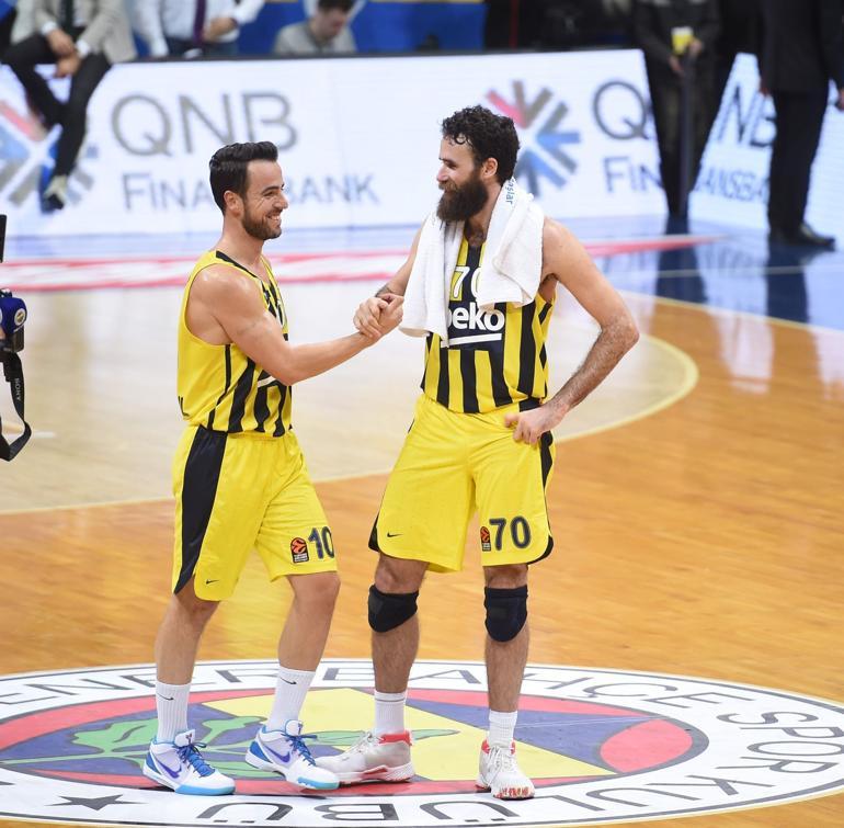 Fenerbahçe Beko maçında duygusal anlar! Datome, Sloukas ve Obradovic...