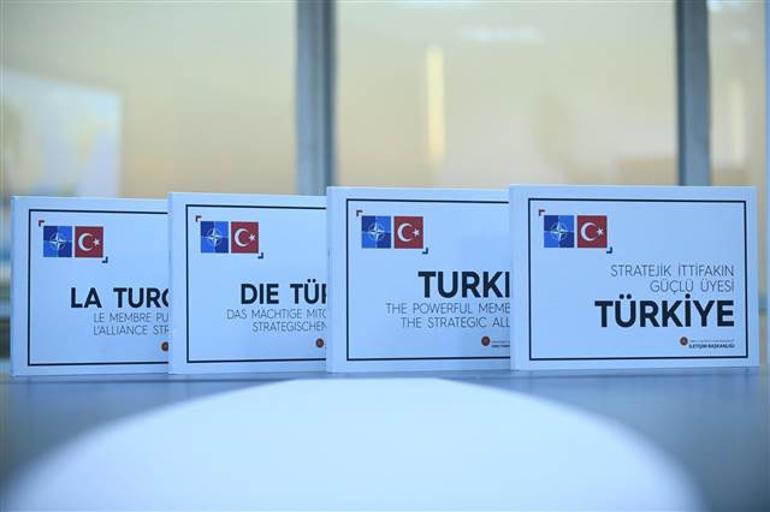 Cumhurbaşkanı Erdoğan, Macron, Merkel ve Johnson'a bu kitabı verdi